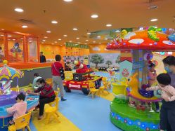 -宝贝渡口儿童游乐园(华南安盛店)