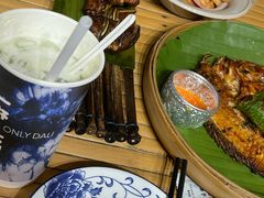 -老滇山寨•云南特色菜•地方菜•民族风情歌舞表演(金碧店)