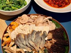 -一坐一忘云南菜(嘉里中心店)