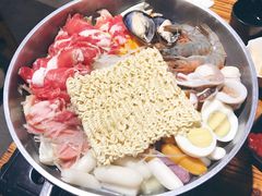 -辛明堂洞韩式芝士年糕火锅(万达店)