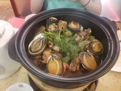 -芳村榕树头叹佬鸡煲(体育西店)