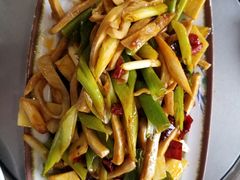 -瑞杰烧烤店·24小时营业(山东路店)