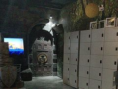 -暴风岛沉浸式体验馆(百联世纪店)