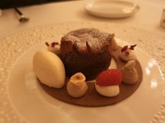 熔岩巧克力蛋糕-福楼法餐厅FLO