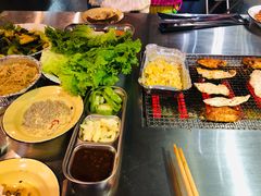 -马路牙子地桌烤肉(工体店)