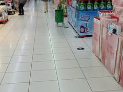 -家乐福(四元桥购物中心店)