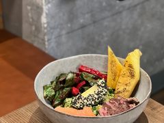 煎牛肉坚果米饭能量碗-wagas(暖山店)