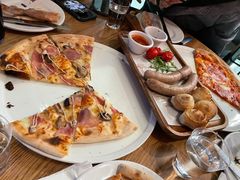 -城市大道红炉披萨烘焙坊