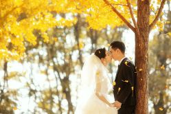 -雪中彩影婚纱摄影·微光艺术中心