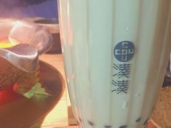 大红袍珍珠奶茶-湊湊火锅·茶憩(杭州湖滨银泰in77店)