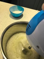 -明匠曲蛋糕西点屋(穗花新村店)