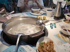 -三个椰子·现砍椰子鸡(金源CBD店)