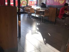 大堂-肯德基(中心书城店)