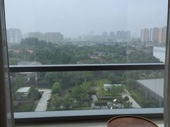 -上海浦东康桥绿地假日酒店