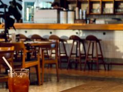 -ROAST coffee & eatery