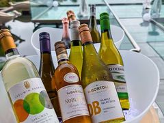 -亚龙湾喜来登·美景台大堂吧