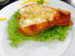 -芽庄中心购物广场