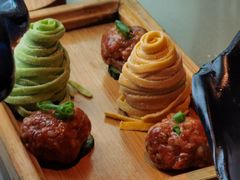 手剁猪肉丸-享月汤皇·海鲜小火锅·聚会(曲江创意谷店)