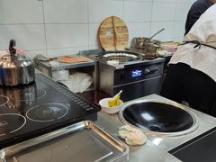 -老西白点心店