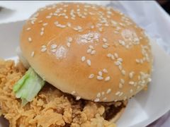 香辣鸡腿堡单人餐兑换券-肯德基(绿溪谷店)