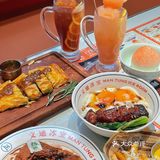 谁懂……一杯奶茶钱就能吃到惠灵顿牛排？！