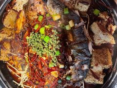-吞鱼兽麻辣烤鱼(万达店)