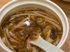 酸辣墨鱼蛋汤-船歌·鱼水饺青岛菜(国贸商城店)