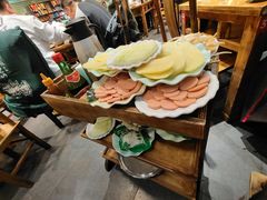 -肖肖酸萝卜鱼火锅(总店)