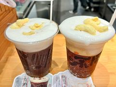 热烈与平淡之间-茶颜悦色(嘉顿一楼吉时赏味游园会店)