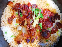 广式腊味煲仔饭-狐狸爱上椰子鸡(金地广场店)