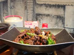 -饭桌故事·血鸭湘(荣宝华店)