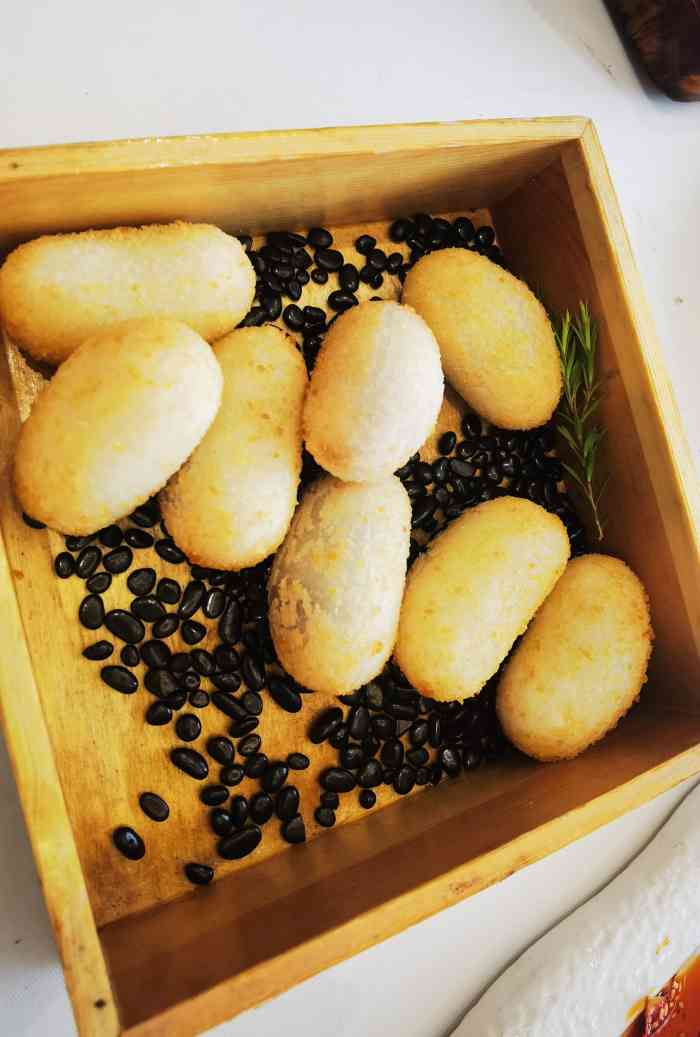 厚里别院·意境私房菜(三圣乡店"周末人多,理解,就是菜全部上上来都
