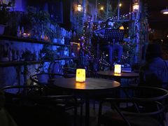 -城墙外BAR