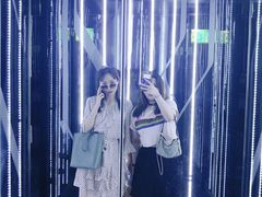 -香港ELEMENTS圆方