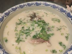 -南京金牛湖巨碗鱼头
