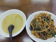 -三百碗宝应长鱼面(板仓街店)