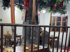 -喝丢一只鞋·东北烤肉·烧烤·铜火锅(江宁店)