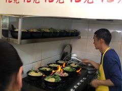 -曹宝林砂锅麻辣烫(星光路店)