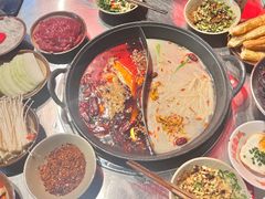 -赵美丽·重庆社区火锅·直营店(火车东站·中豪国际店)