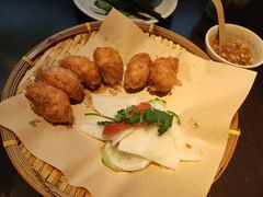 -大头虾越式风味餐厅(光明广场店)