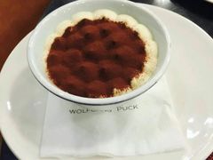 -WOLFGANG PUCK KITCHEN & BAR(迪士尼小镇店)