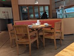 -蜜桃餐厅·伴山(湖滨商业街店)