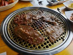 -唯成•韩国炭火烤肉 유성고기