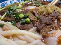 -魏旺湖北正宗牛肉面(硚口公园店)