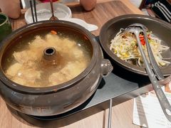 云海肴汽锅鸡-云海肴云南菜(浦江欢乐颂店)