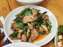蒜苗盐煎肉-雨田饭店(华兴东街店)