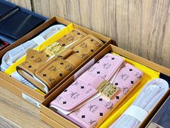 -广州周大福金融中心