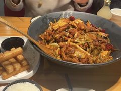 -风光老灶麻辣香锅(大成路翠微百货店)