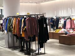 -URBAN REVIVO(西安Momopark店)