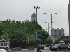 -易生活购物公园